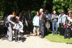 Mit Petra Pau, Bundestagsvizepräsidentin, bei "Lust auf Garten" im Schlosspark Biesdorf